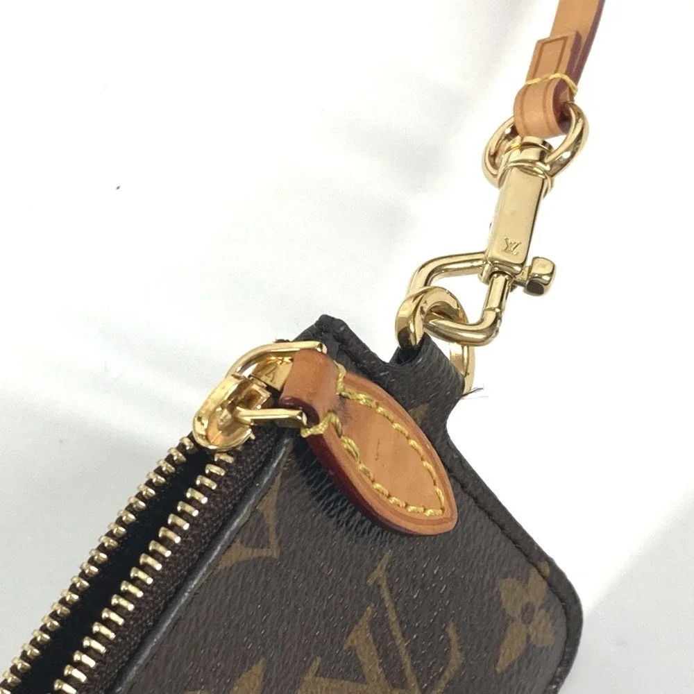 LOUIS VUITTON Brown Monogram Canvas Bag
